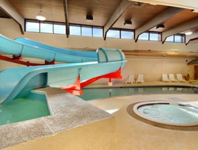 מלון Ramada By Wyndham יורקטון מתקנים תמונה